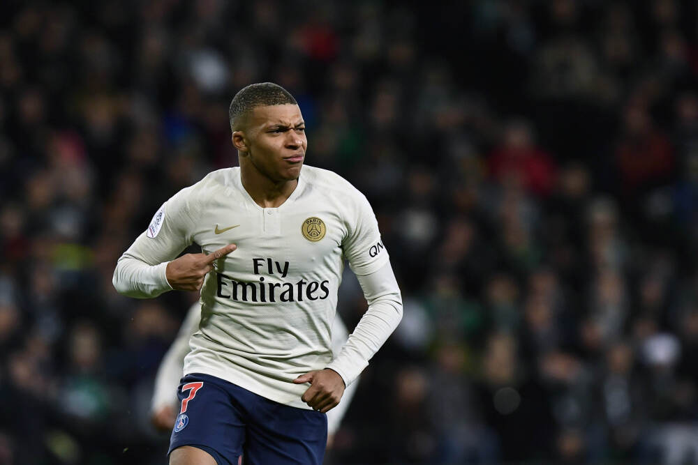 一财社论：消费亟需一个正确的打开方式